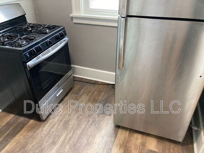 Building Photo - 5 Ernestine St