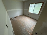 Building Photo - 304 N Jefferson St