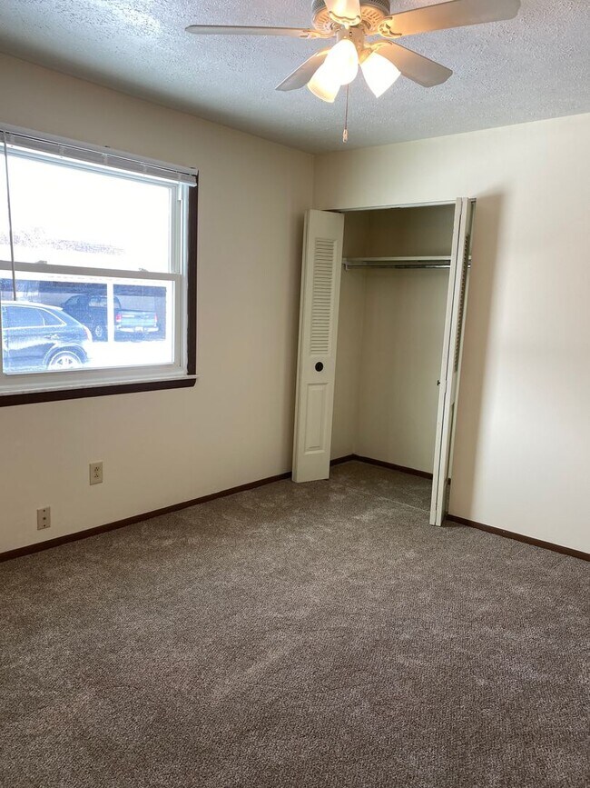 Building Photo - 8154 Stadler Ave