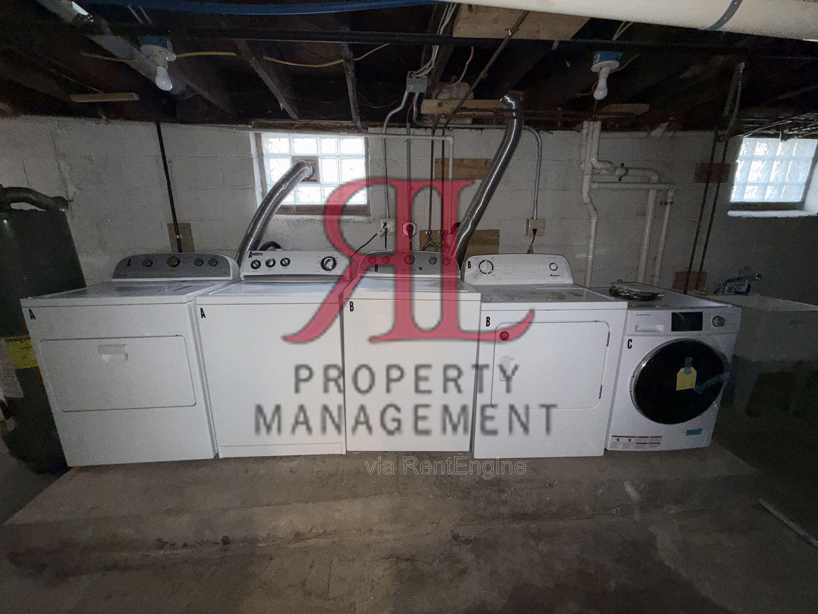 Building Photo - 722 Sheridan Ave