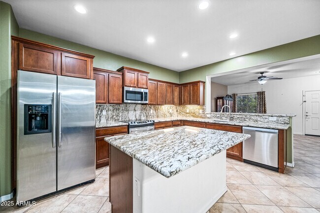 Building Photo - 2236 W Davis Rd