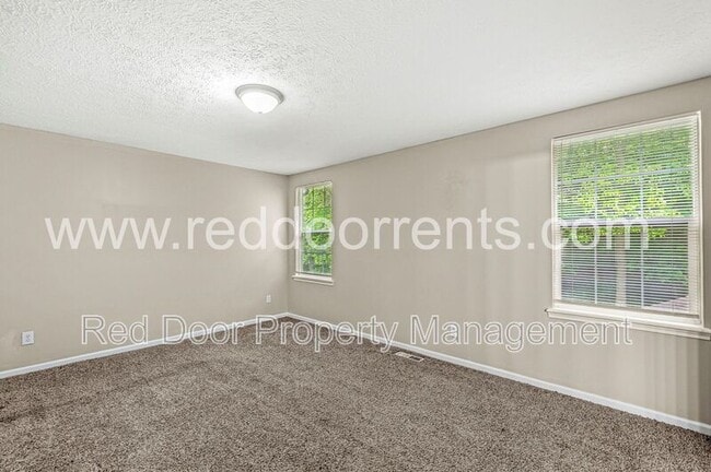 Building Photo - 10857 Cedar Pine Dr