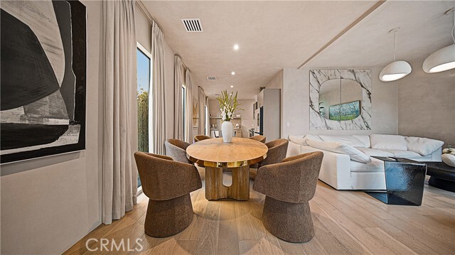 Building Photo - 8840 Ashcroft Ave