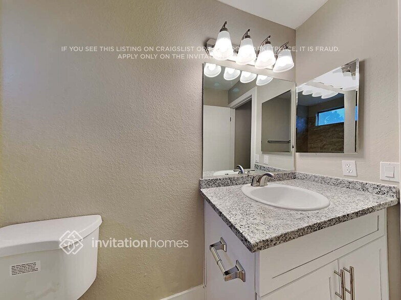 Building Photo - 1413 Braided Mane Cir