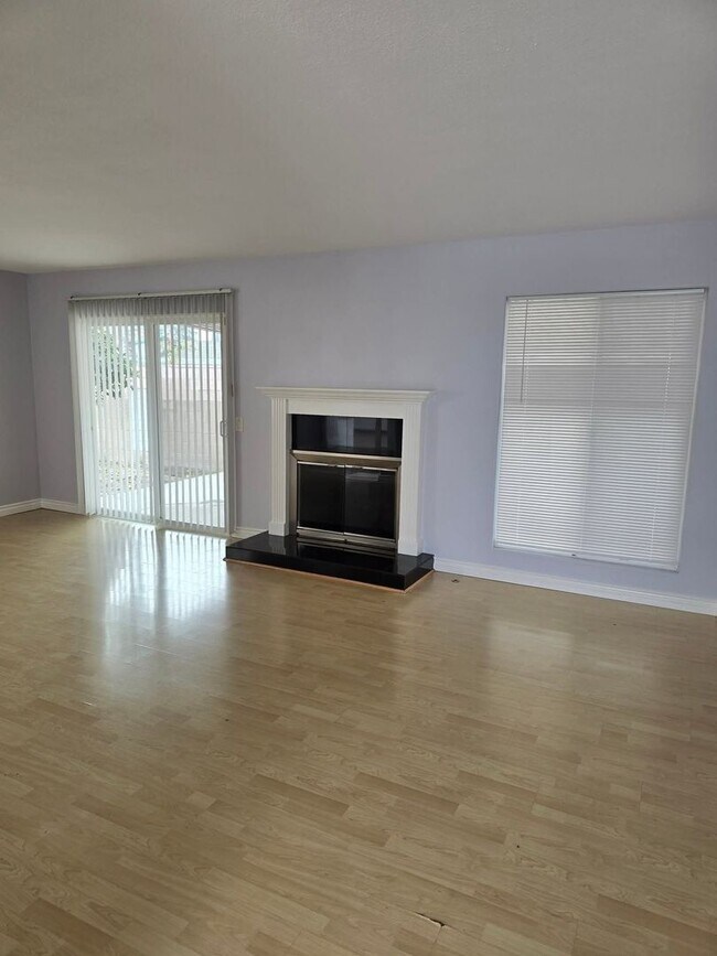 Primary Photo - Beautiful Rental in Stanton for Lease