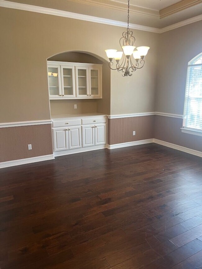 Building Photo - 3 Bedroom 3 Bathroom Berry Creek Home
