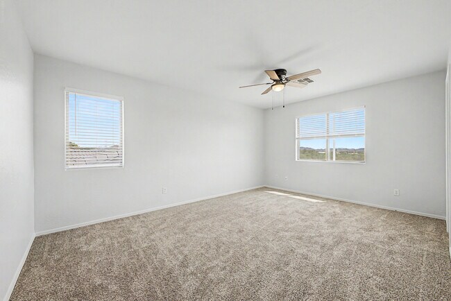 Building Photo - 25683 W Satellite Ln