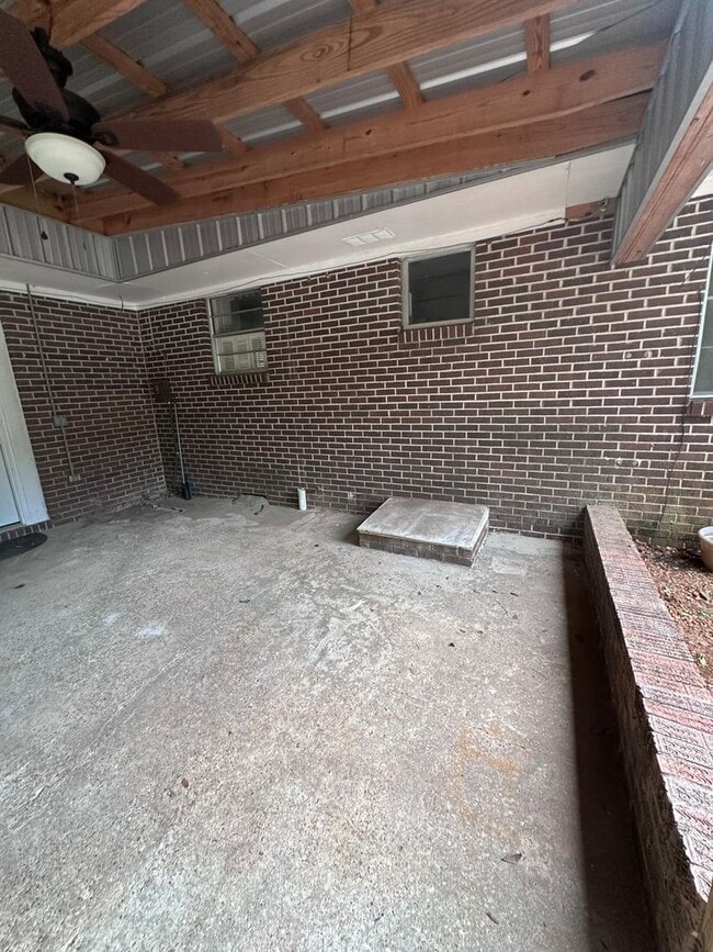 Building Photo - Pinehurst Subdivision!!!