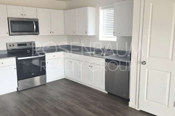 Building Photo - 8888 W Swansea Dr