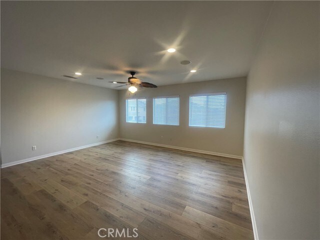 Building Photo - 37280 Parkway