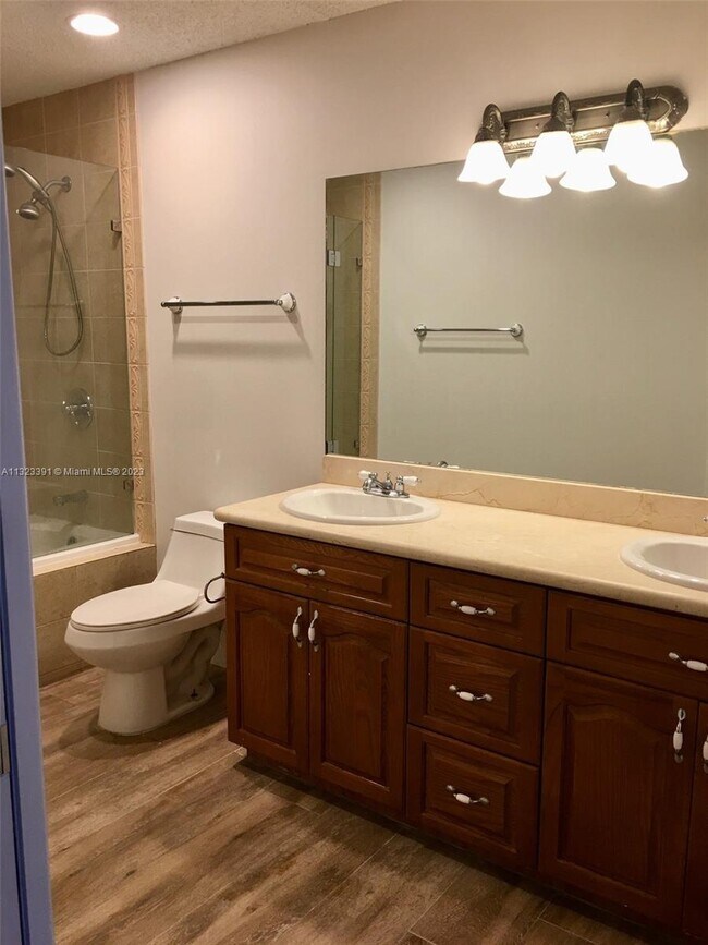 Building Photo - 12715 SW 102nd Terrace