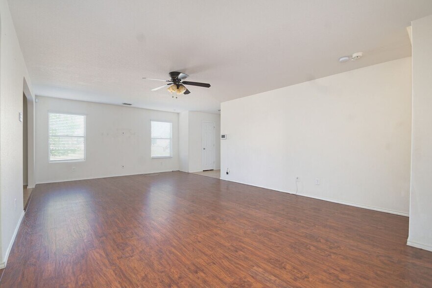 Building Photo - 3727 Fringe Breeze