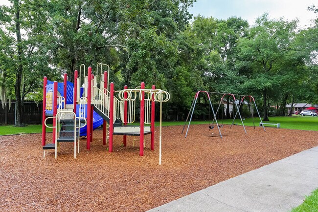 Building Photo - 7317 Sharbeth Dr S