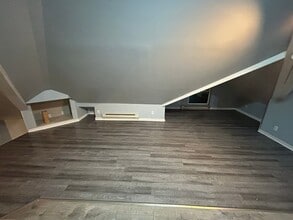 Building Photo - 516 W Third st