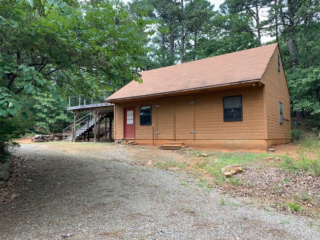 Building Photo - 31041 Dove Ln