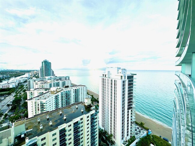 Building Photo - 4111 S Ocean Dr