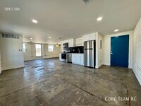 Building Photo - 3100 Gillham Plaza