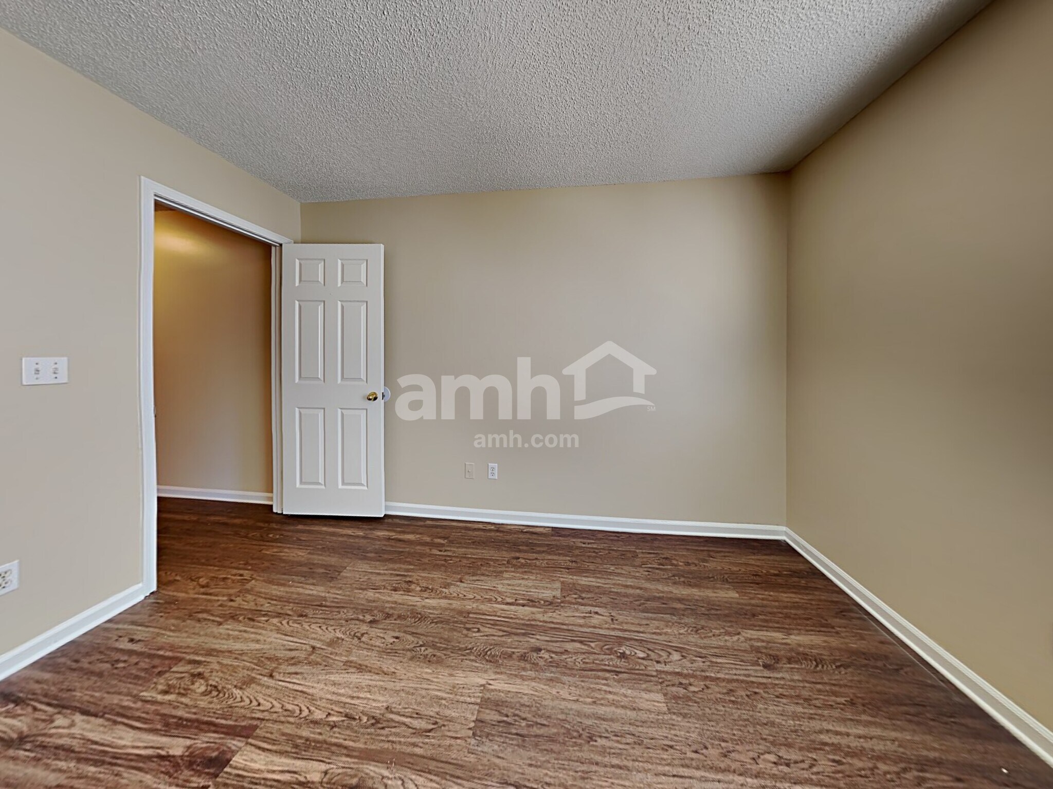 Building Photo - 5427 Riverbreeze Ct