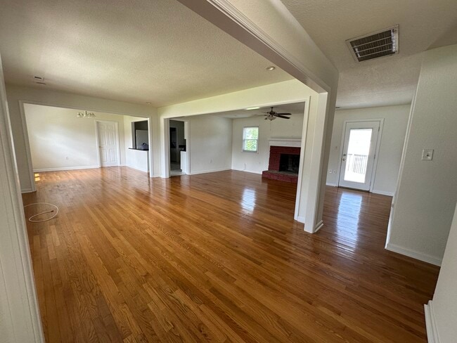 Building Photo - 752 Kempsville Rd