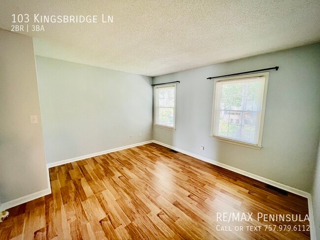 Building Photo - 103 Kingsbridge Ln