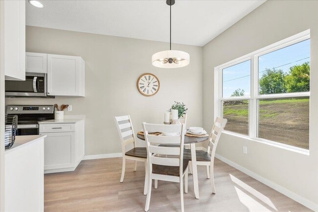 Building Photo - 4314 Spruce Crk Dr