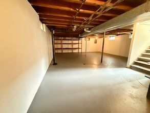 Building Photo - 5627 Clippert St