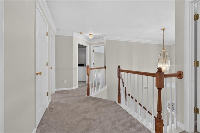Building Photo - 2311 Ravinia Ct NE