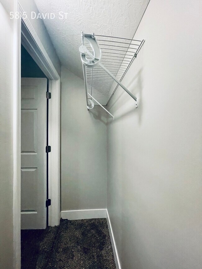 Building Photo - 2-Bedroom Duplex Where Everything is new!