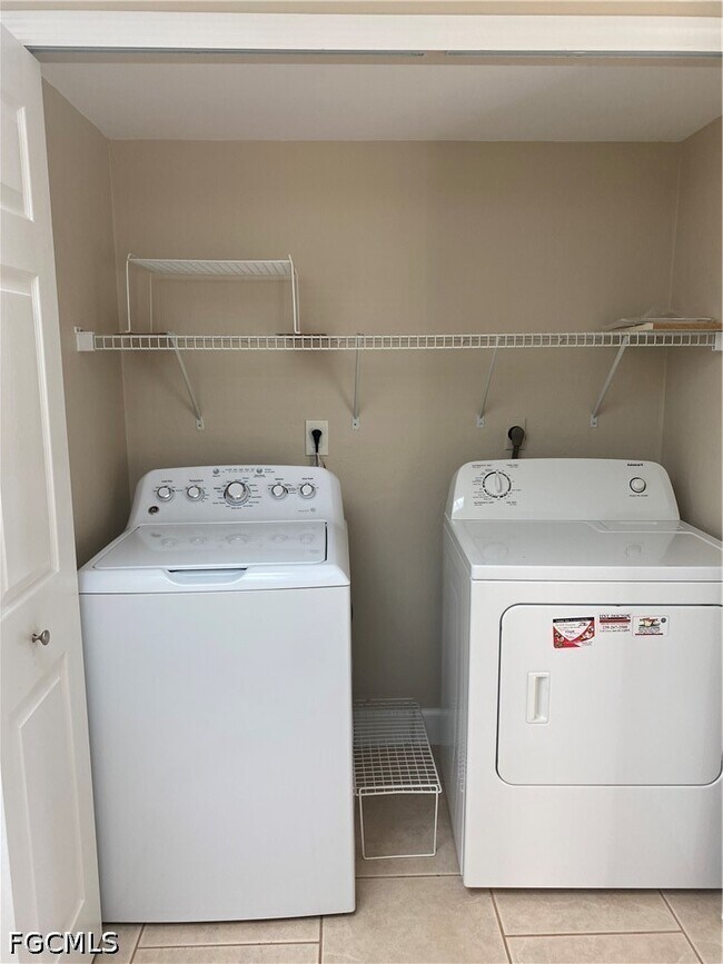 Building Photo - 15370 Transit Ct