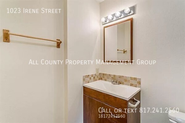 Building Photo - Available Now- Thoughtfully Updated Duplex...