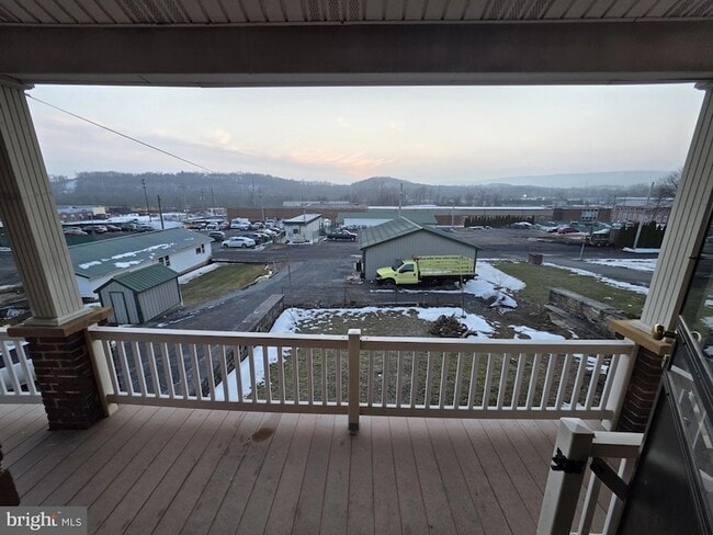 Building Photo - 434 S Fourth St