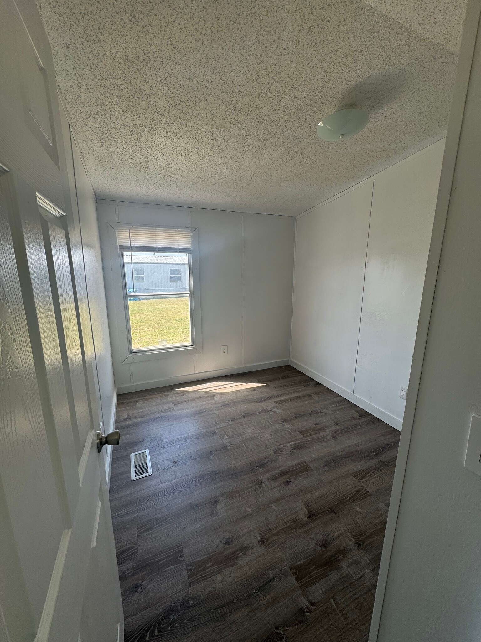 Building Photo - 3907 Co Rd 258