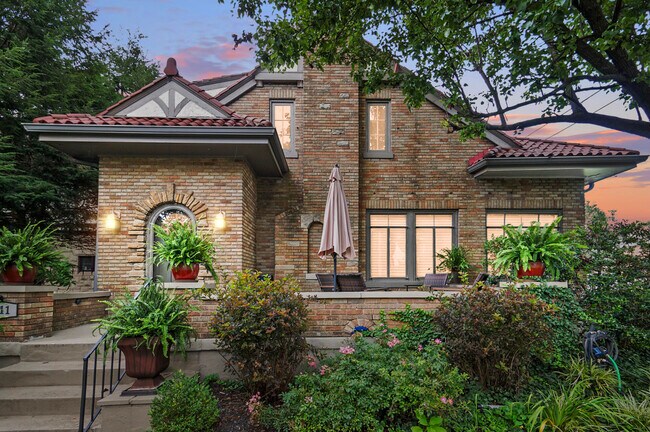 Primary Photo - 511 Park Ave