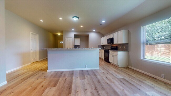 Building Photo - 1103 Sun Prairie Dr