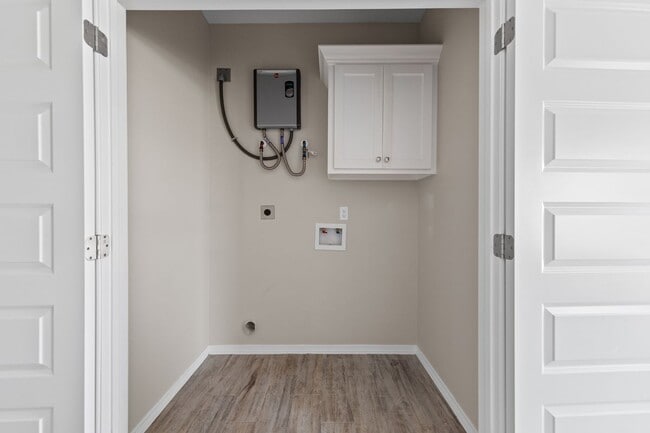 Building Photo - 2425 North Valley Circle, UNIT A