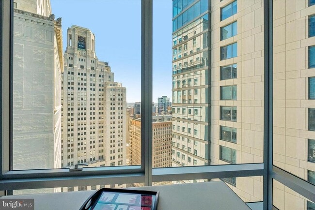 Building Photo - 1414 S Penn Square