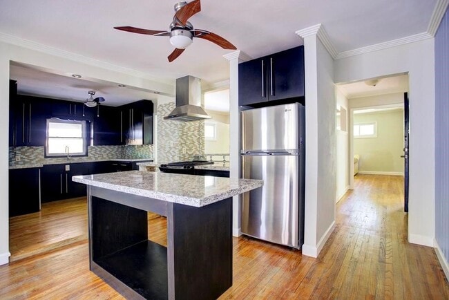 Building Photo - 4415 Merwin St