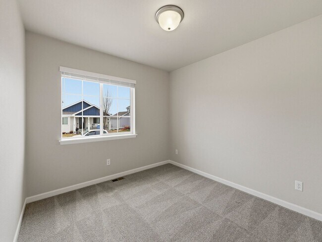 Building Photo - Excellent 3-Bedroom Home in Evans With Great Backyard & Attached Garage!