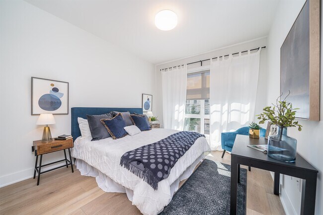 Building Photo - 418 Palisade Ave