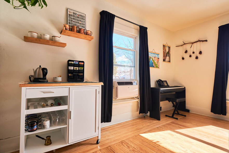 Included AC unit for hot summer days! Super powerful, and super quiet! - 818 E Las Animas St