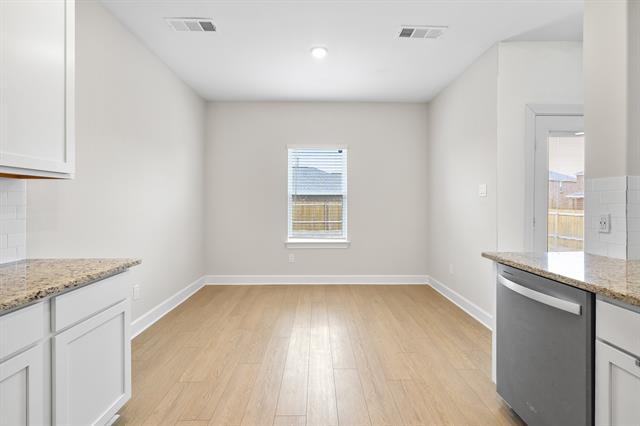 Building Photo - 1303 Windermere Wy