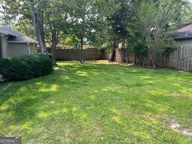 Building Photo - 107 Natures Dr