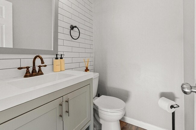 Building Photo - 6140 Ashtead Dr