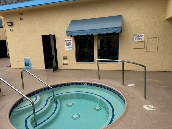 Building Photo - Senior Community Oasis in Torrance!