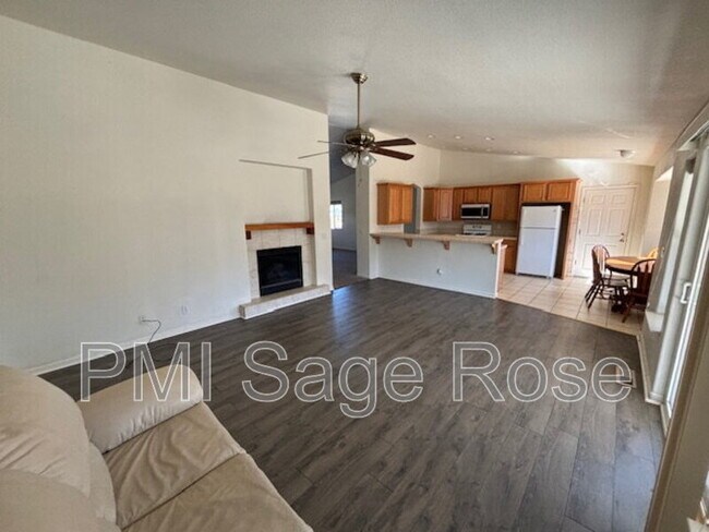 Building Photo - 1616 Phillips St