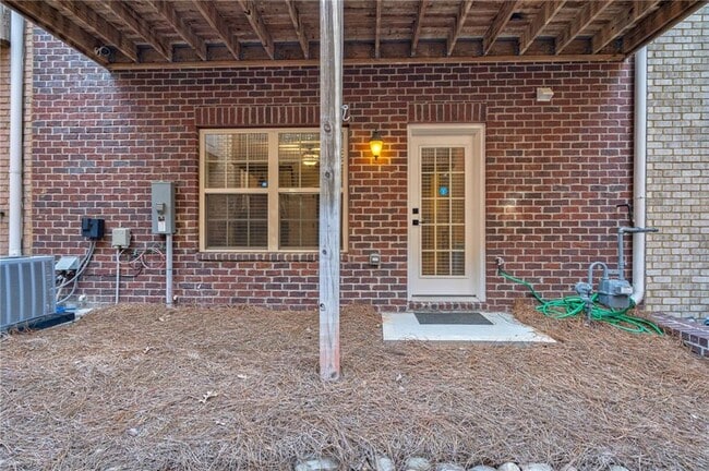 Building Photo - 2767 Durham Dr NE