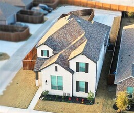 Building Photo - 12452 Iveson Dr