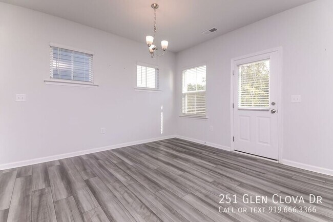 Building Photo - 251 Glen Clova Dr