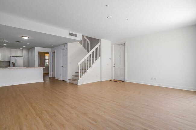 Building Photo - 28608 Alessandria Cir