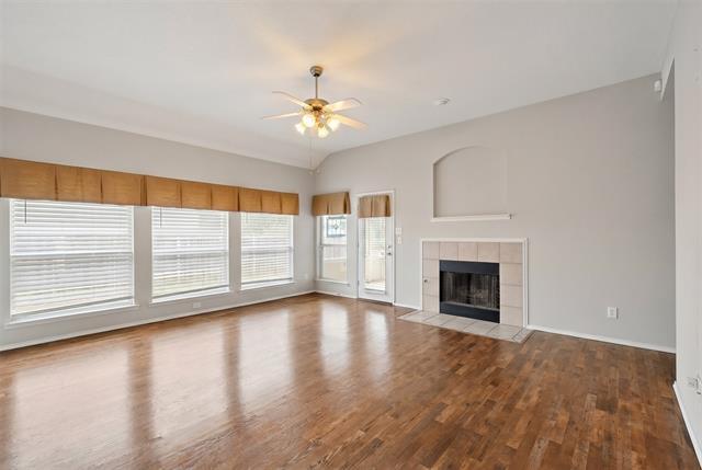 Building Photo - 9844 Meadow Rue Dr